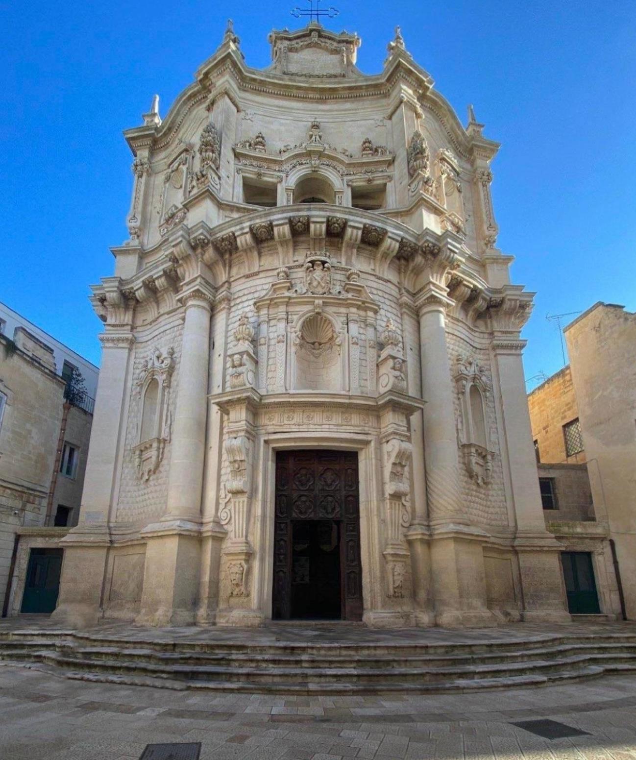"Il Vecchio Salone" Appartamento In Pieno Centro Con Garage Privato Лечче Экстерьер фото